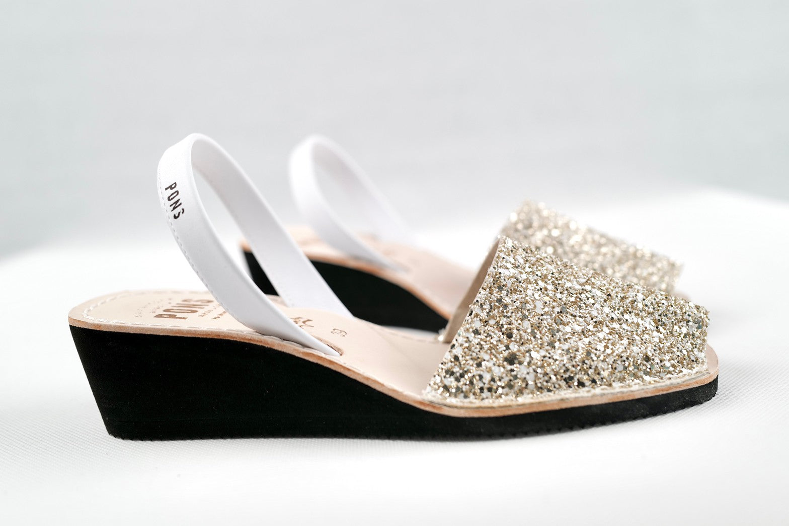 2021 Glitter Bleached Gold N.BL
